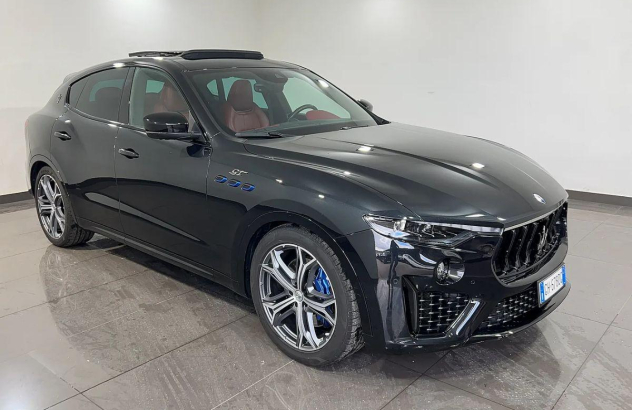MASERATI Levante   2021