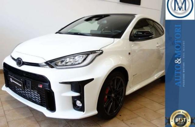TOYOTA Yaris  Benzina 2022
