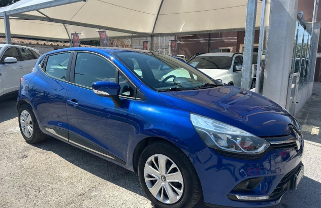 RENAULT Clio dCi 8V 90CV 5p. Moschino Intens Diesel 2019