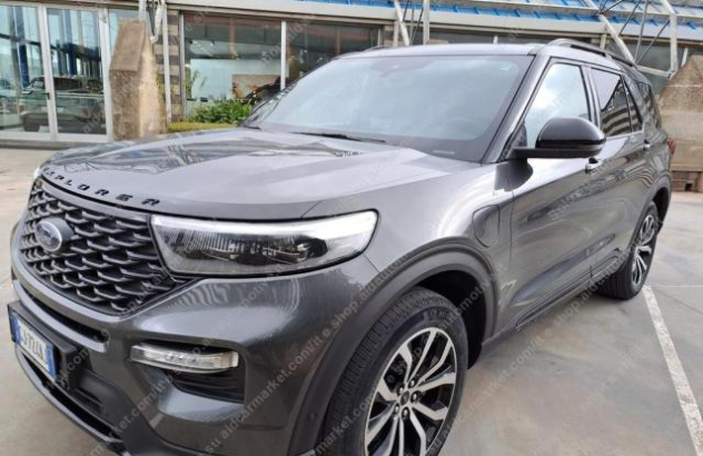FORD Explorer  Elettrica-Benzina 2021