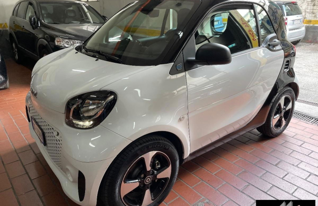 SMART EQ fortwo fortwo EQ Racingold (22kW) Elettrica 2021