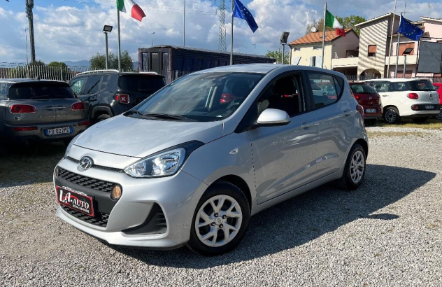 HYUNDAI i10  Benzina 2019
