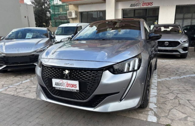 PEUGEOT 208  Benzina 2021