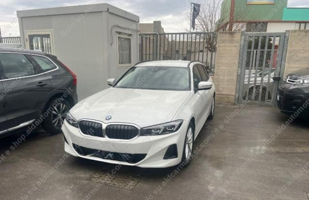 BMW Serie 3 Touring  Elettrica-Diesel 2022