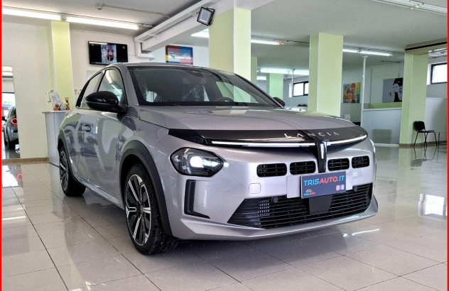 LANCIA Ypsilon  Elettrica-Benzina 2025