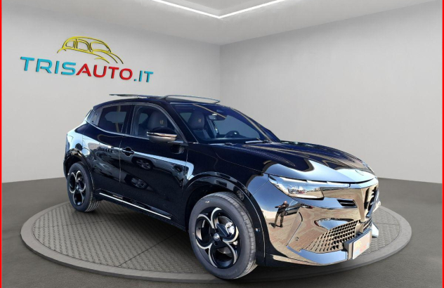ALFA ROMEO Junior  Elettrica-Benzina 2025