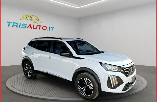 PEUGEOT 2008 / e-2008  Elettrica-Benzina 2026