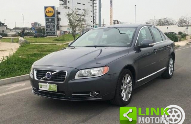 VOLVO S80 2.4 D5 Geartronic Executive Diesel 2010