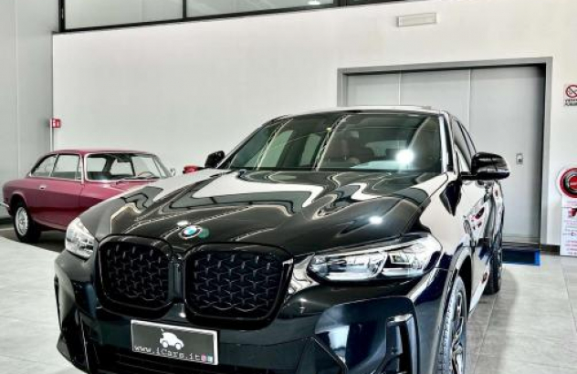 BMW X4  Elettrica-Diesel 2022