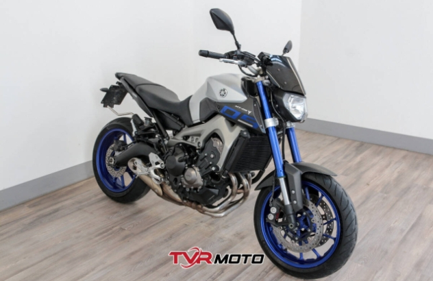 Yamaha MT-09  Benzina 2015