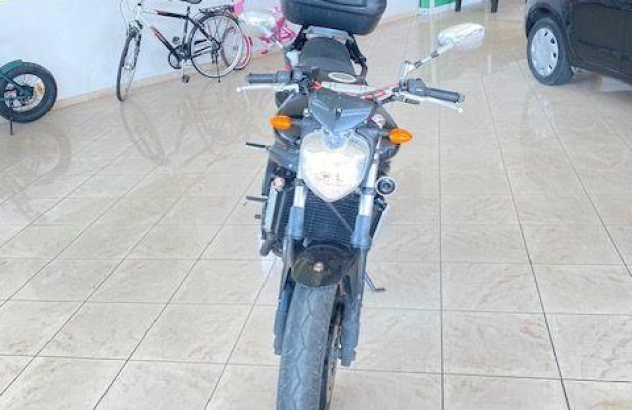 Yamaha FZ6  Benzina 2008