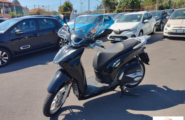 Honda SH 350  Benzina 2022