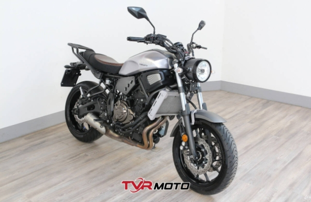 Yamaha XSR 700  Benzina 2016
