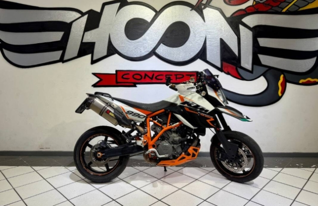 KTM supermoto  Benzina 2012