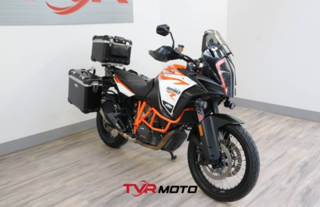 KTM adventure  Benzina 2017