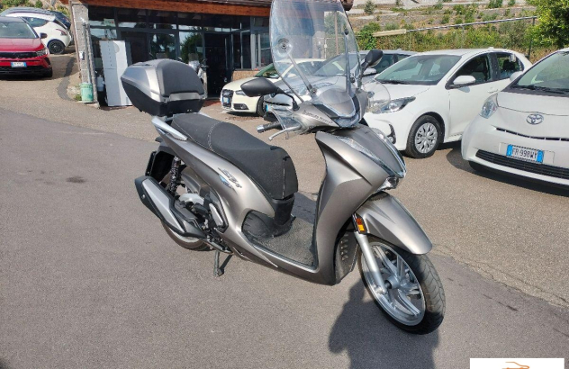 Honda SH 350  Benzina 2022