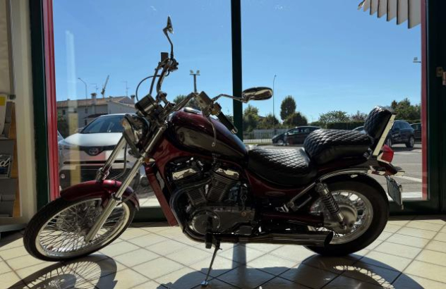 Suzuki Intruder C  Benzina 1997