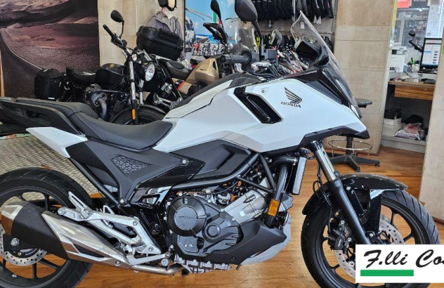 Honda NC750X   2025