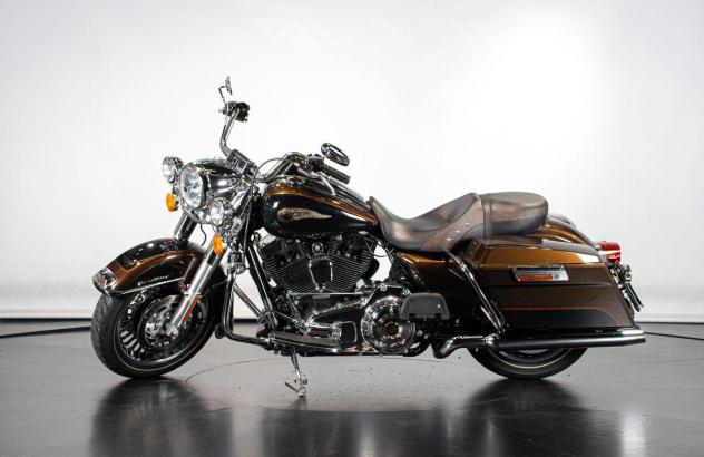 Harley-Davidson CVO - Custom Vehicle Operations  Benzina 2012