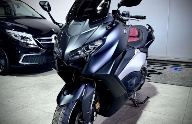 Yamaha tmax 560  Benzina 1999