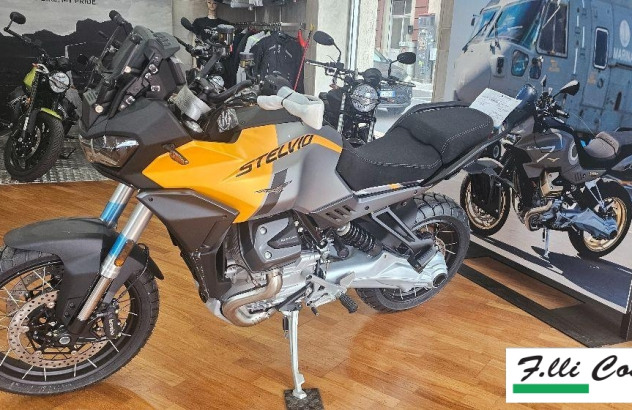 Moto Guzzi Stelvio   2026
