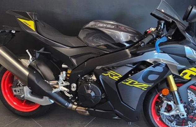 Aprilia RSV4 1100   2026