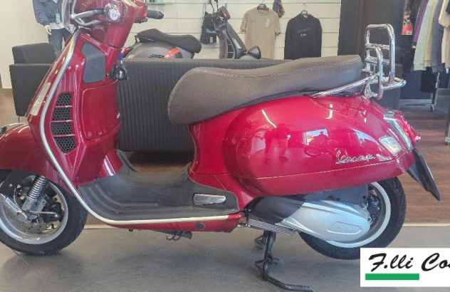 Vespa GTS 300   2019