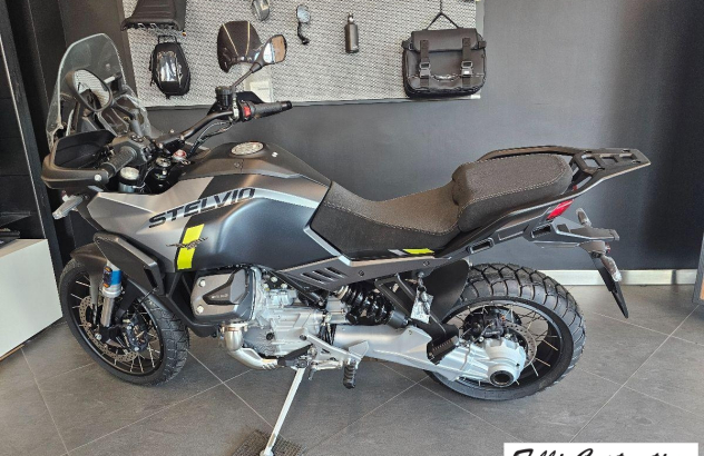 Moto Guzzi Stelvio   2026