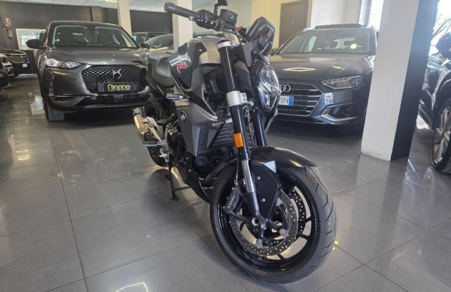 Bmw F 900 R  Benzina 2020