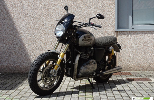 Triumph Bonneville  Benzina 2009