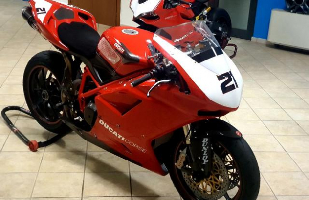 Ducati 1198   2012